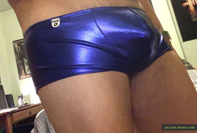 MaleBasic Tight Metallic Blue Shorts